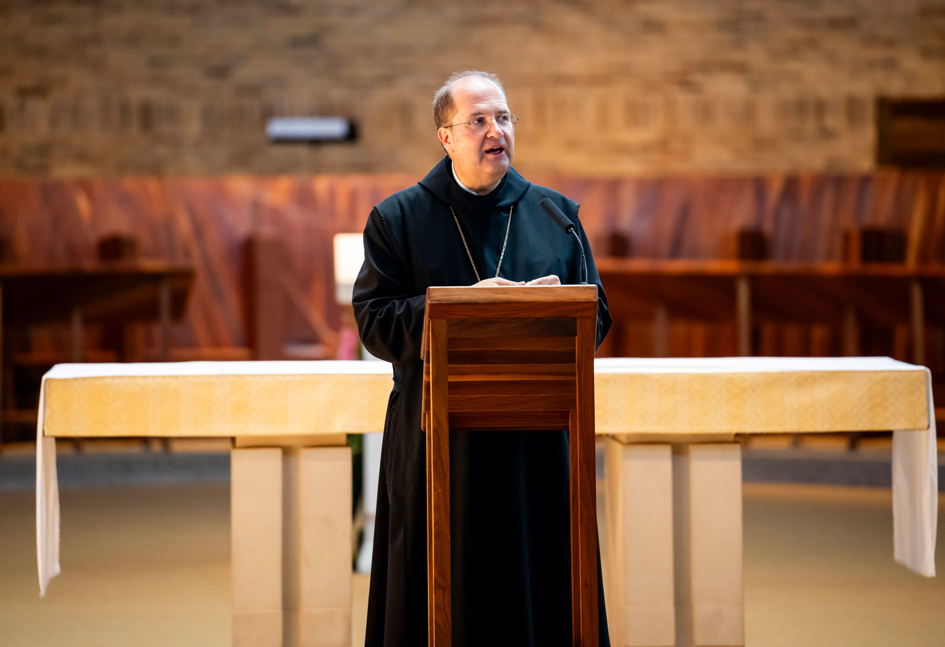 Worth Abbey 50-jähriges Jubiläum 2025